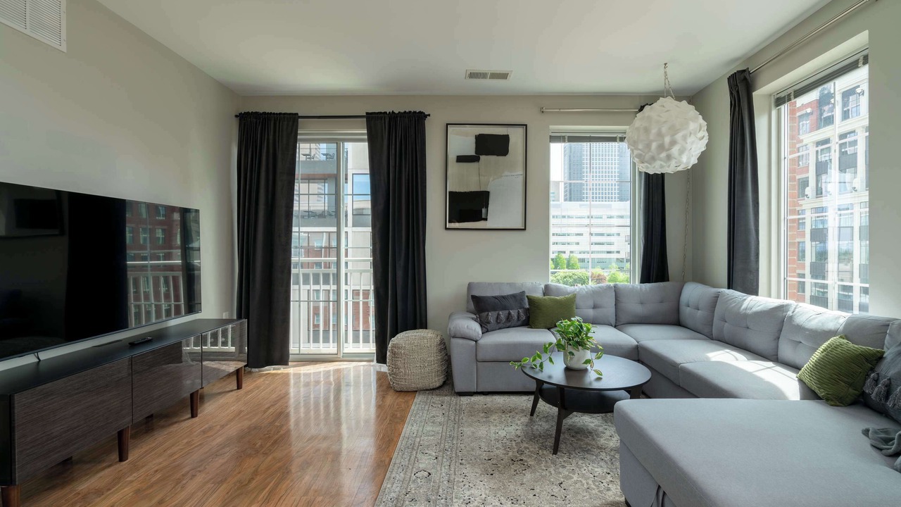 Photo of Livingroom in Scioto Mile