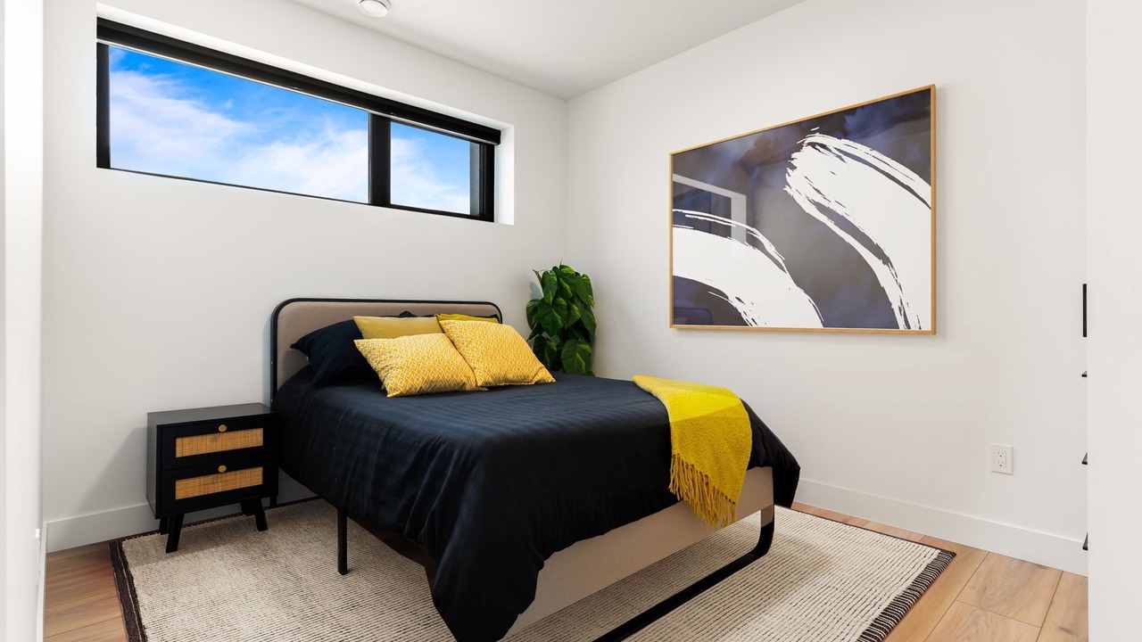 Photo of Bedroom in White City