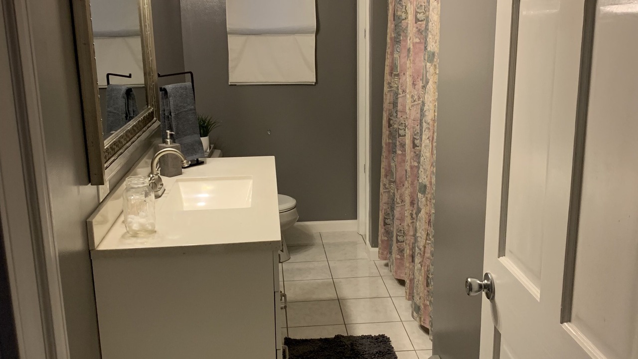 Photo of Bathroom in Town of Hastings