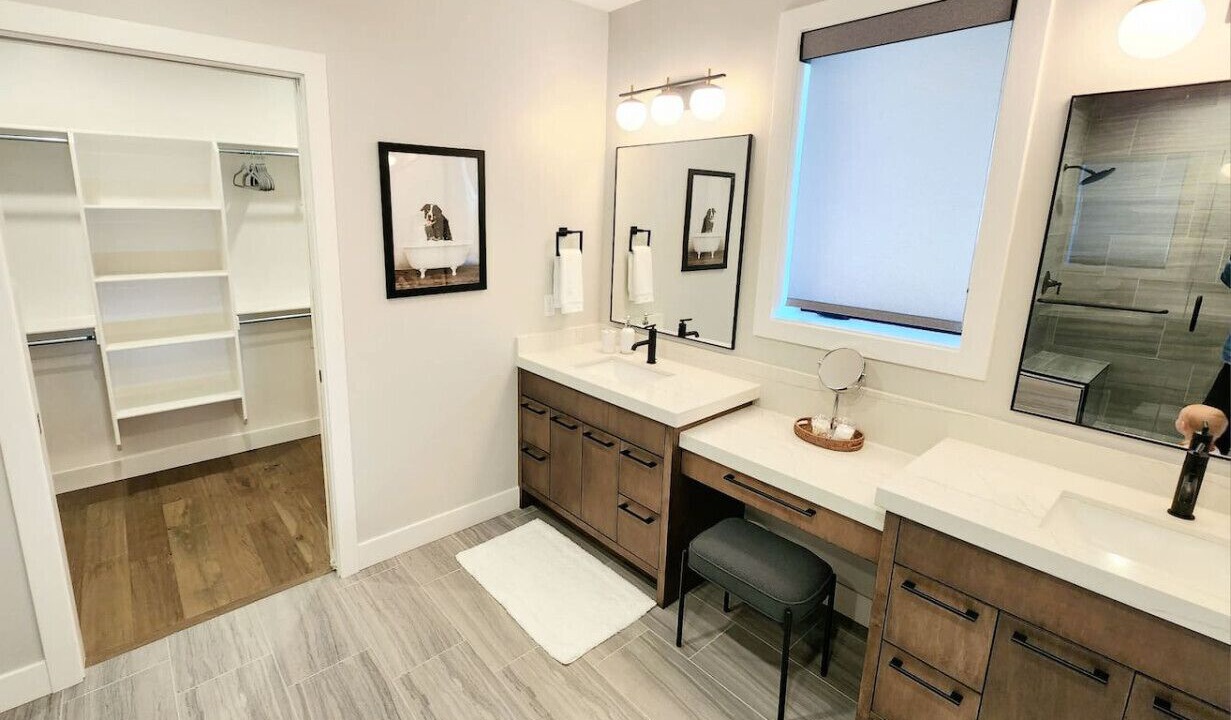 Photo of Bathroom in Hideout
