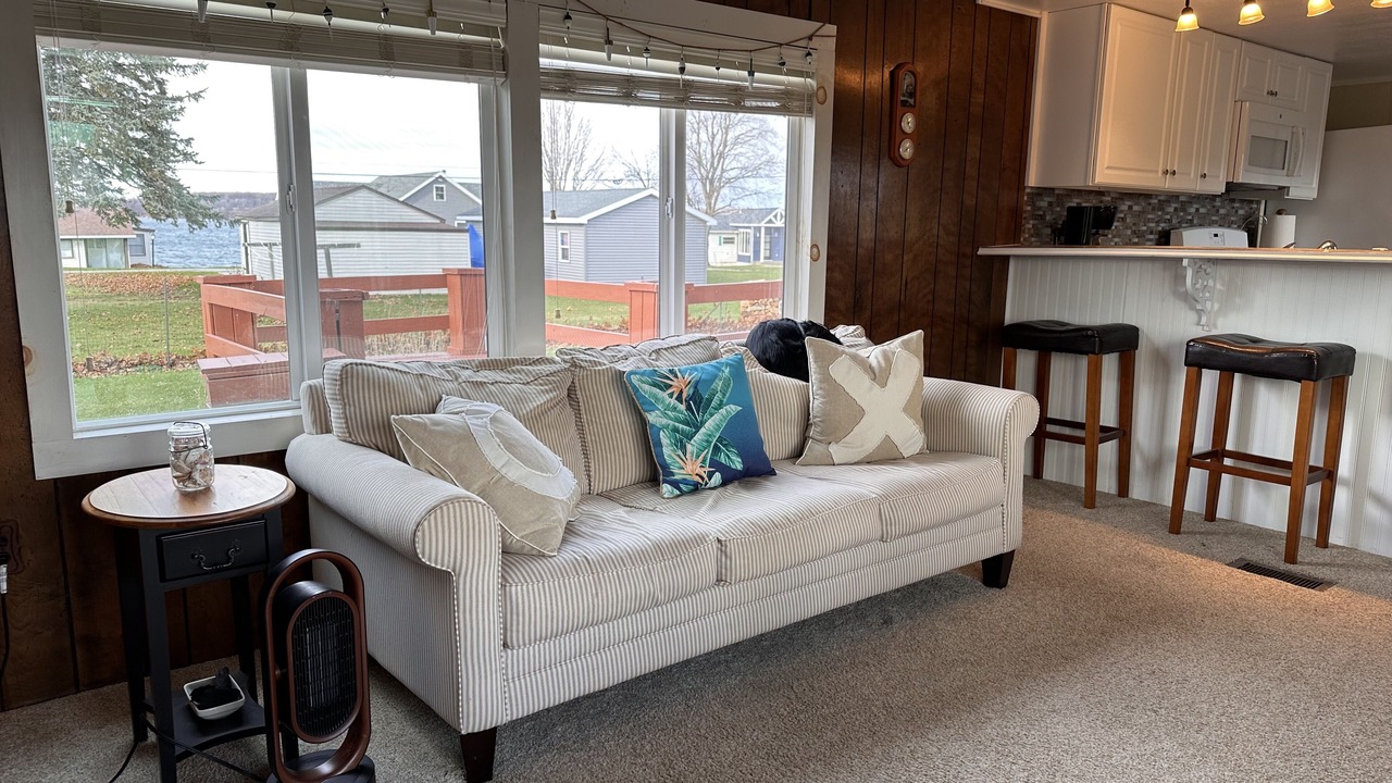 Photo of Livingroom in Cape Vincent