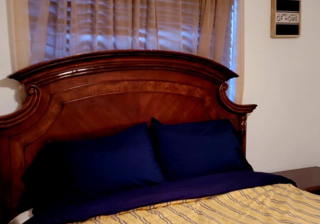 Photo of Bedroom in Golden Glades