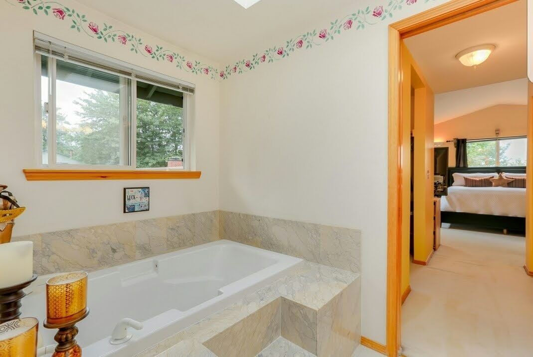 Photo of Bathroom in Kenmore