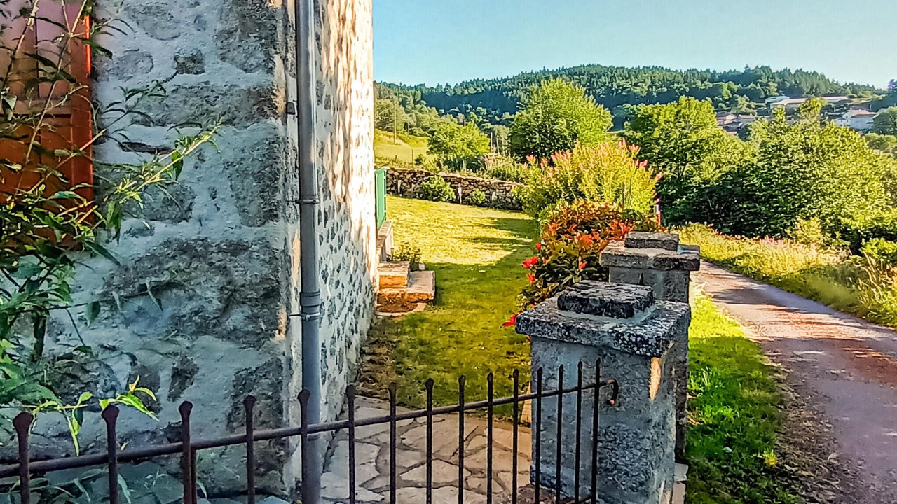 Photo of Bedroom in Saint-Pal-de-Senouire