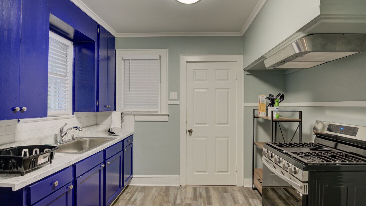 Photo of Kitchen in Highland Historic District