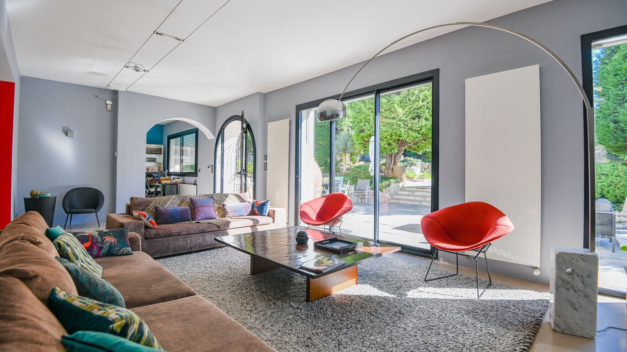 Photo of Livingroom in Saint-Lambert