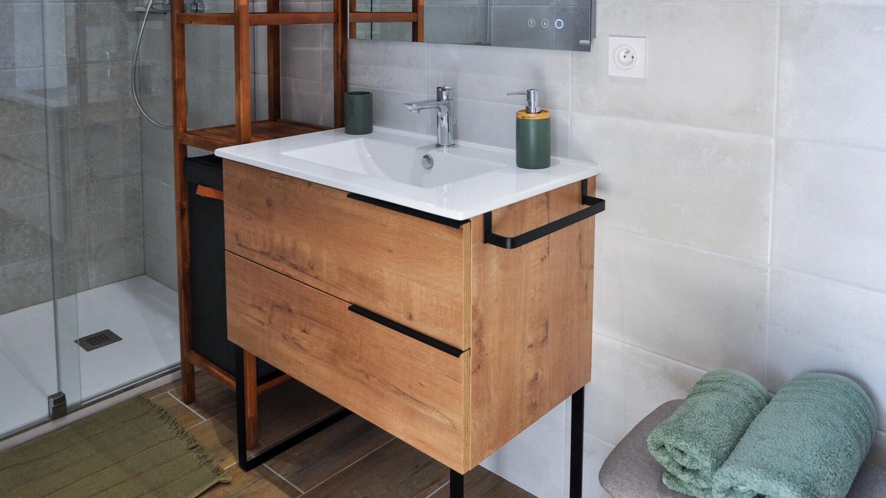 Photo of Bathroom in Bedarrides