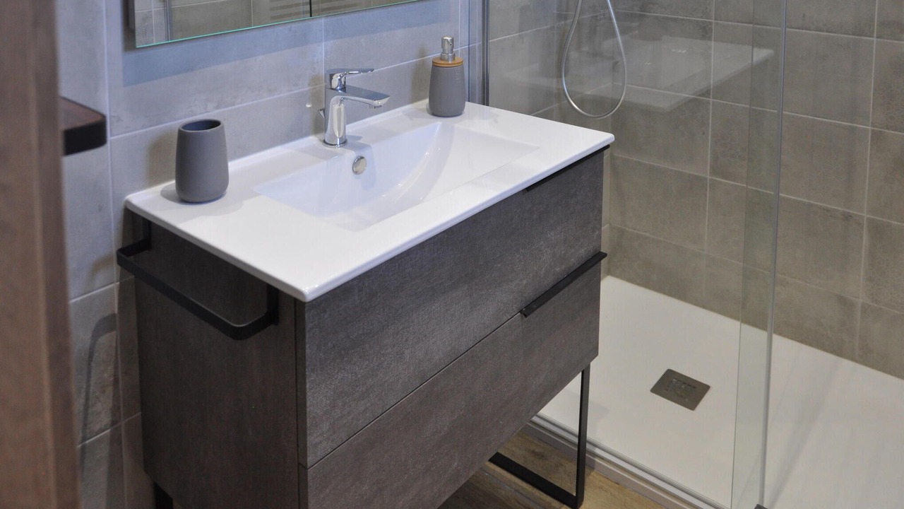 Photo of Bathroom in Bedarrides