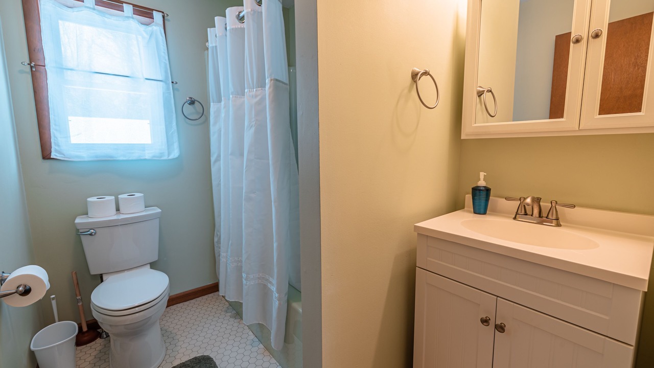 Photo of Bathroom in Long Pond