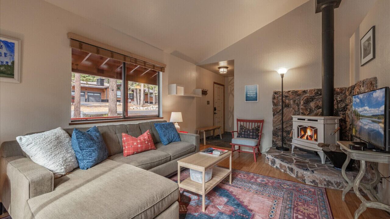 Photo of Livingroom in Ridgewood