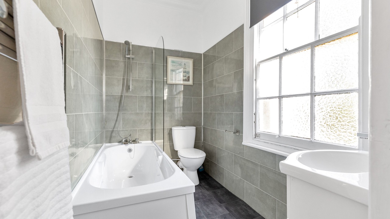 Photo of Bathroom in Church End