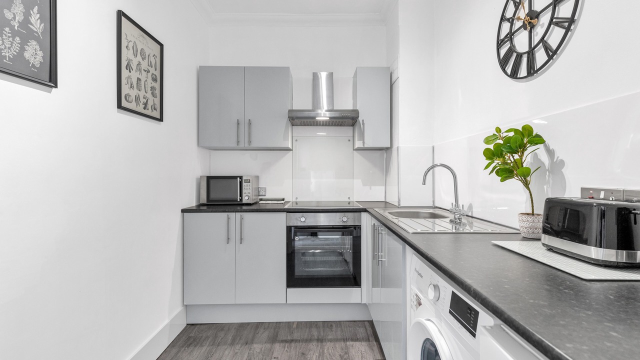 Photo of Kitchen in Church End