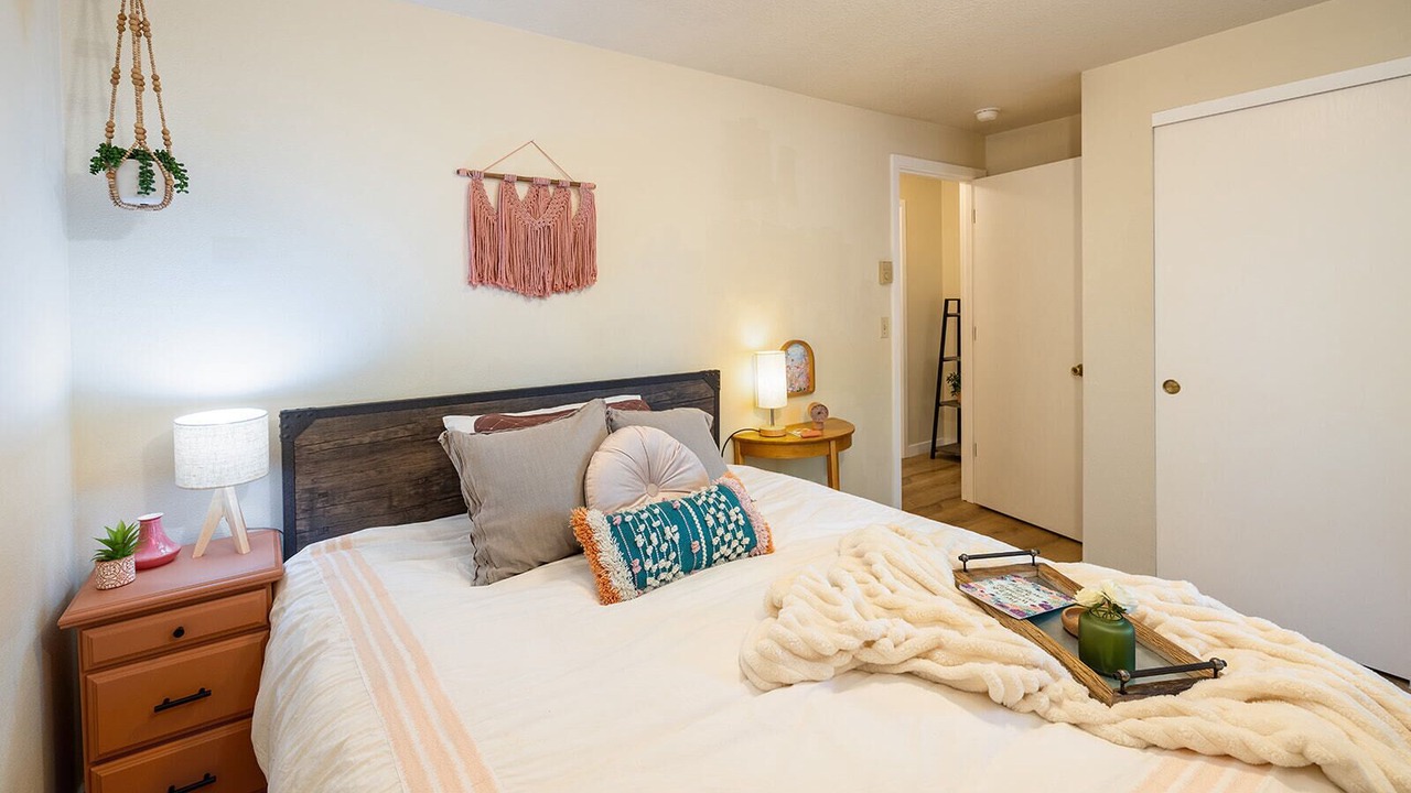 Photo of Bedroom in Mountain View