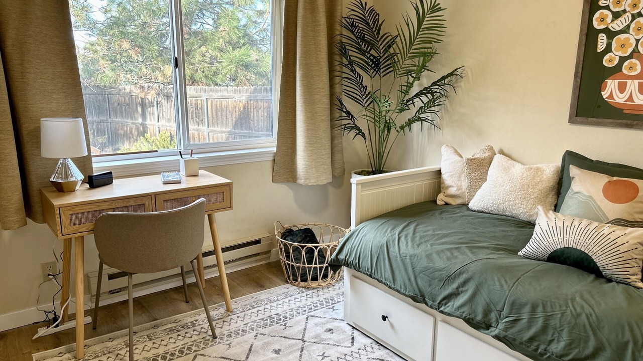 Photo of Bedroom in Mountain View