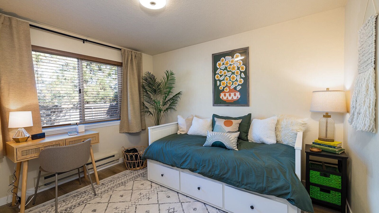 Photo of Bedroom in Mountain View
