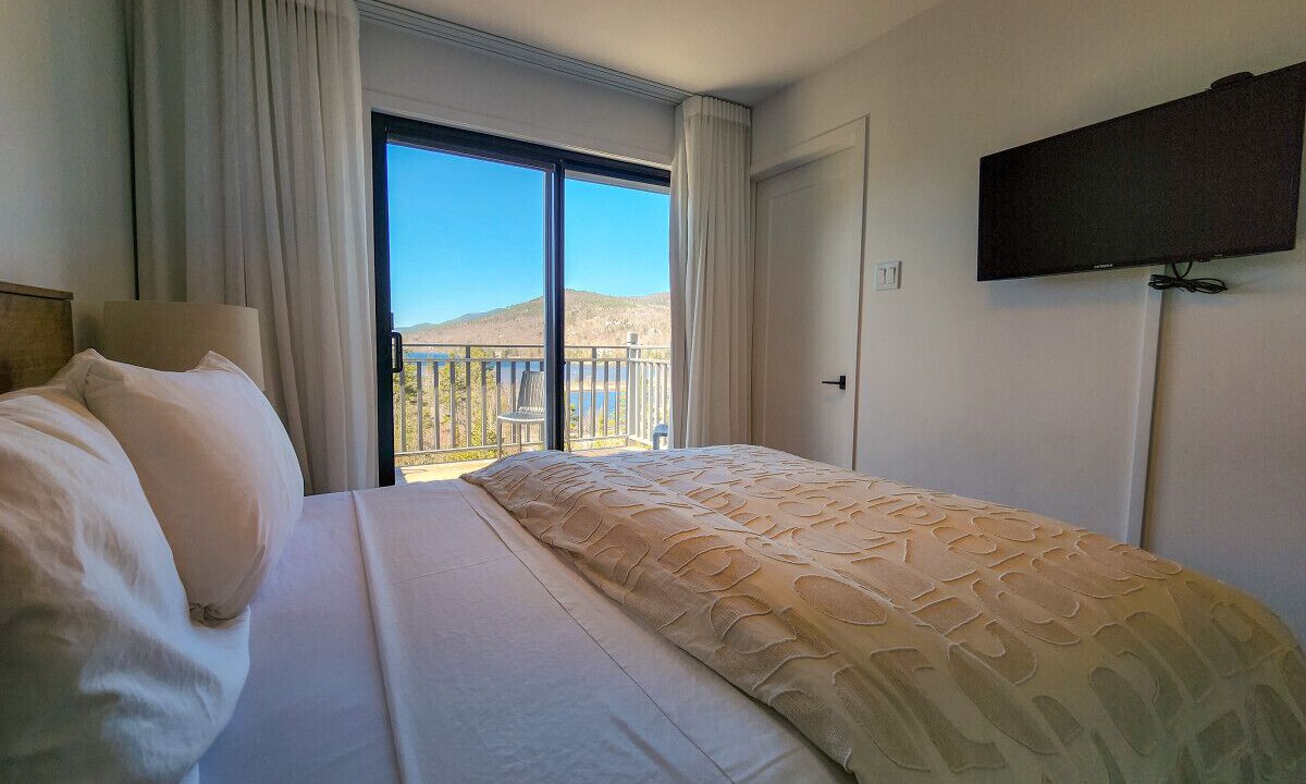 Photo of Bedroom in Tremblant-Les-Eaux