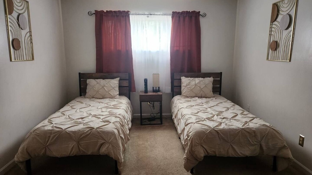 Photo of Bedroom in Cleveland