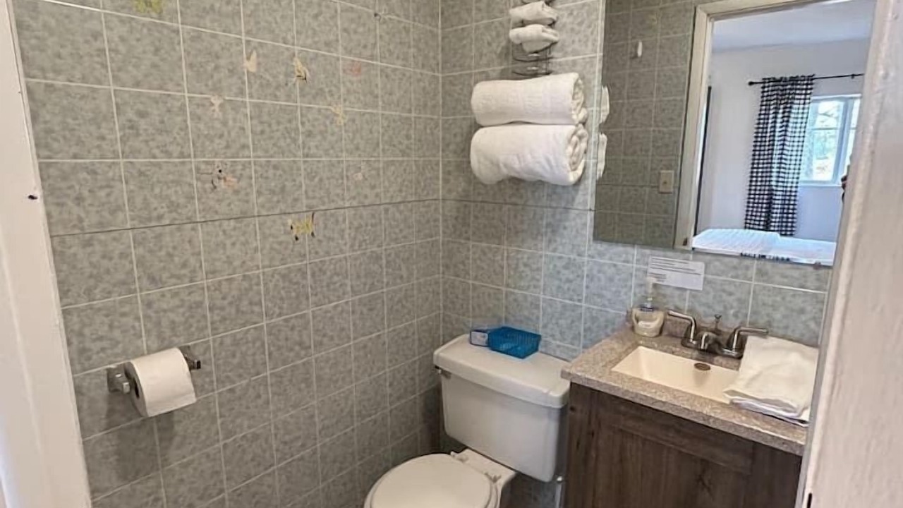 Photo of Bathroom in Lake City