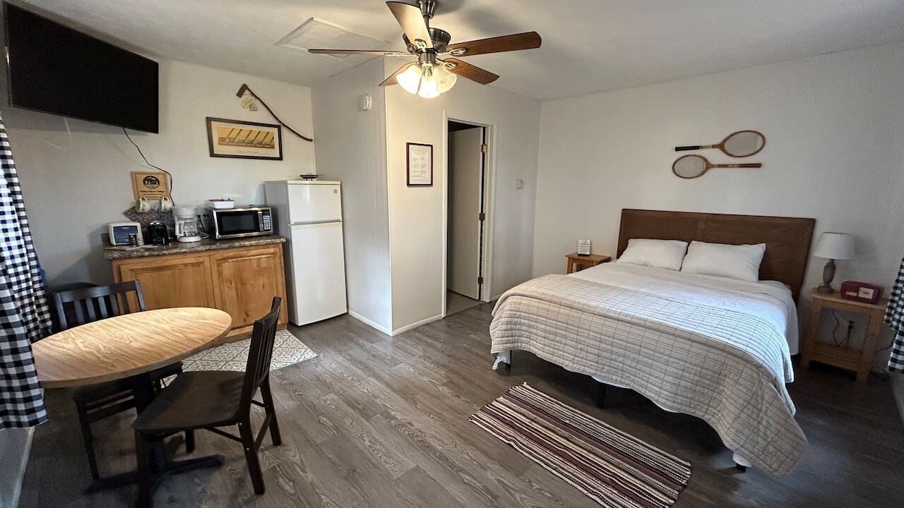 Photo of Bedroom in Lake City