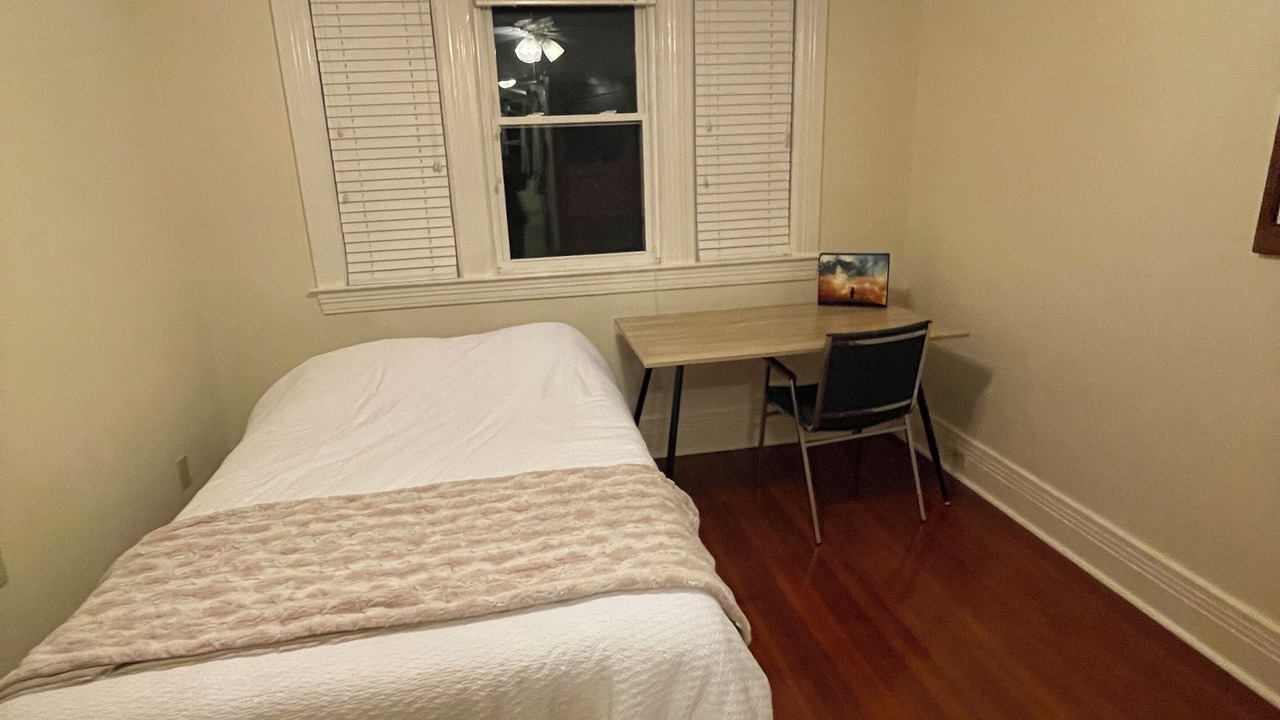 Photo of Bedroom in Melrose