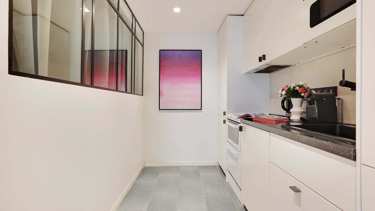 Photo of Kitchen in Quartier Saint-Ambroise