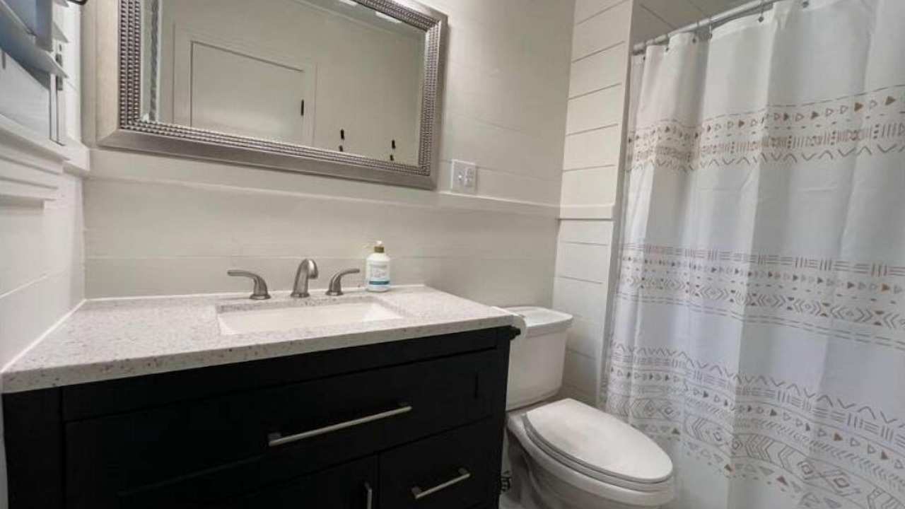 Photo of Bathroom in Hillsboro
