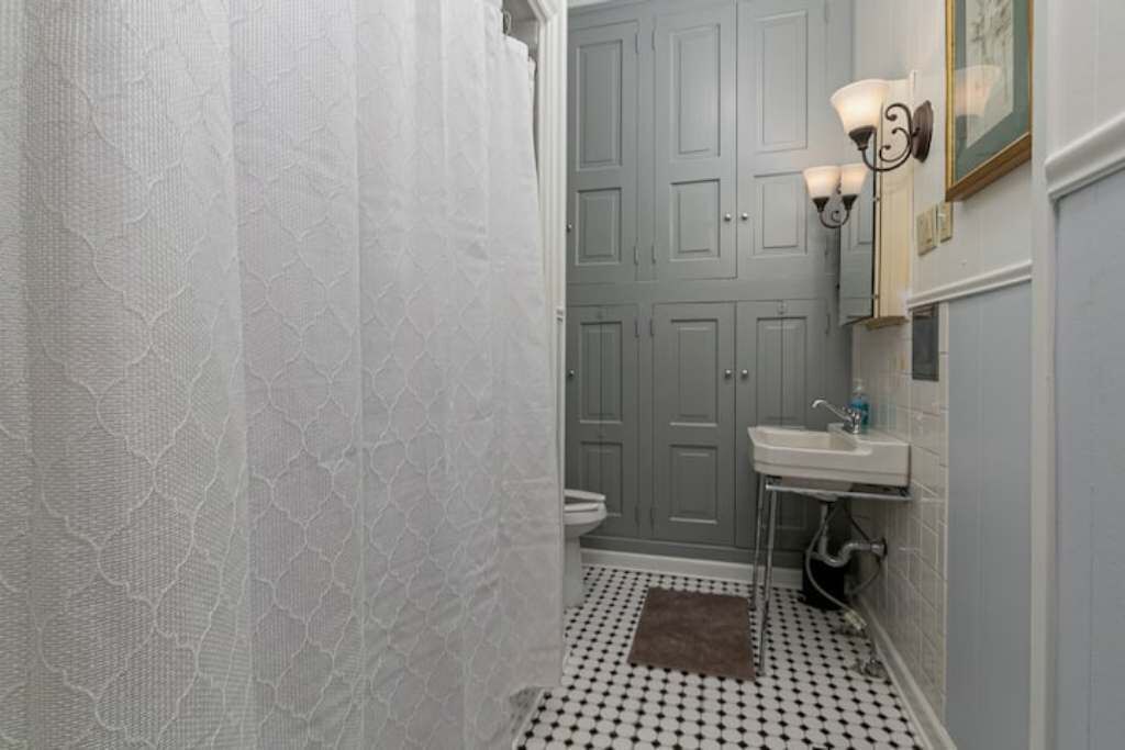 Photo of Bathroom in Springfield