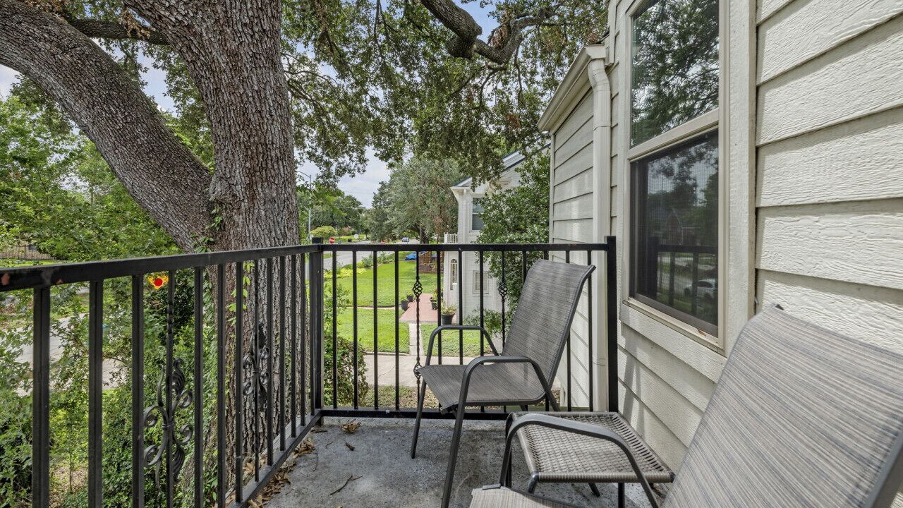 Photo of Patio Balcony in MacGregor