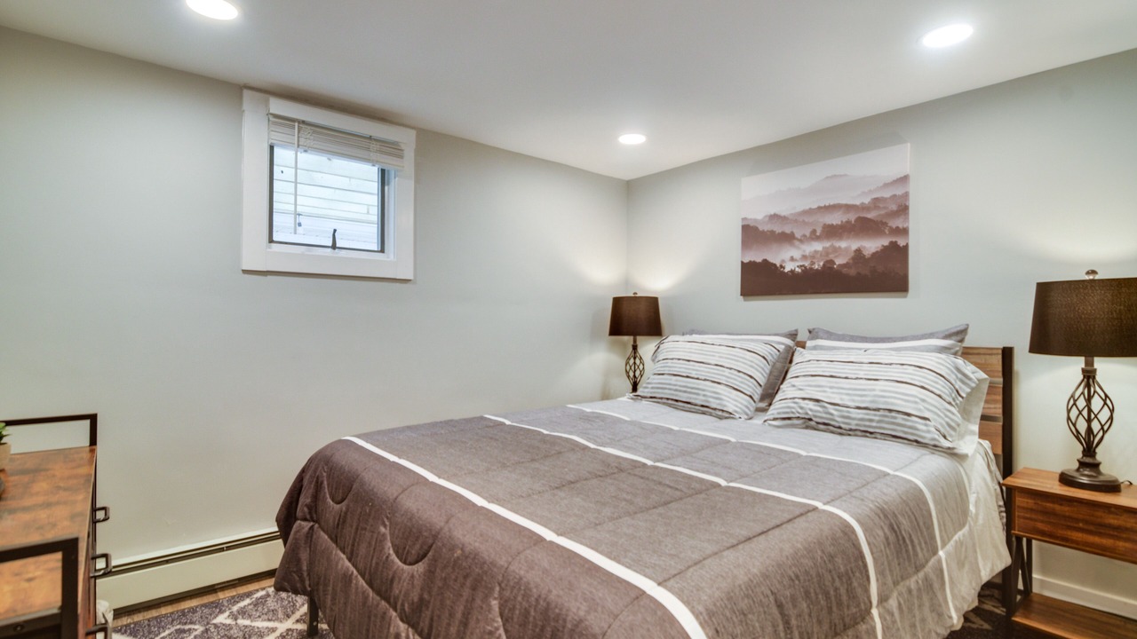 Photo of Others in Stark