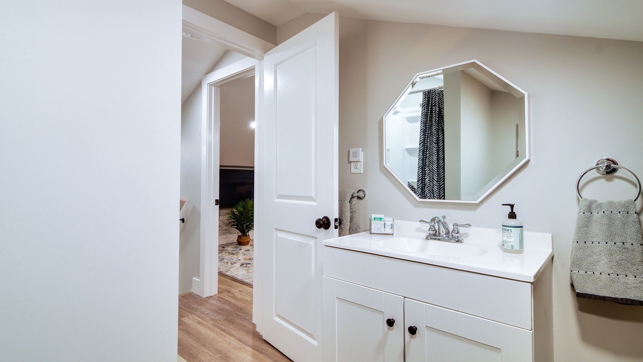 Photo of Bathroom in Stark