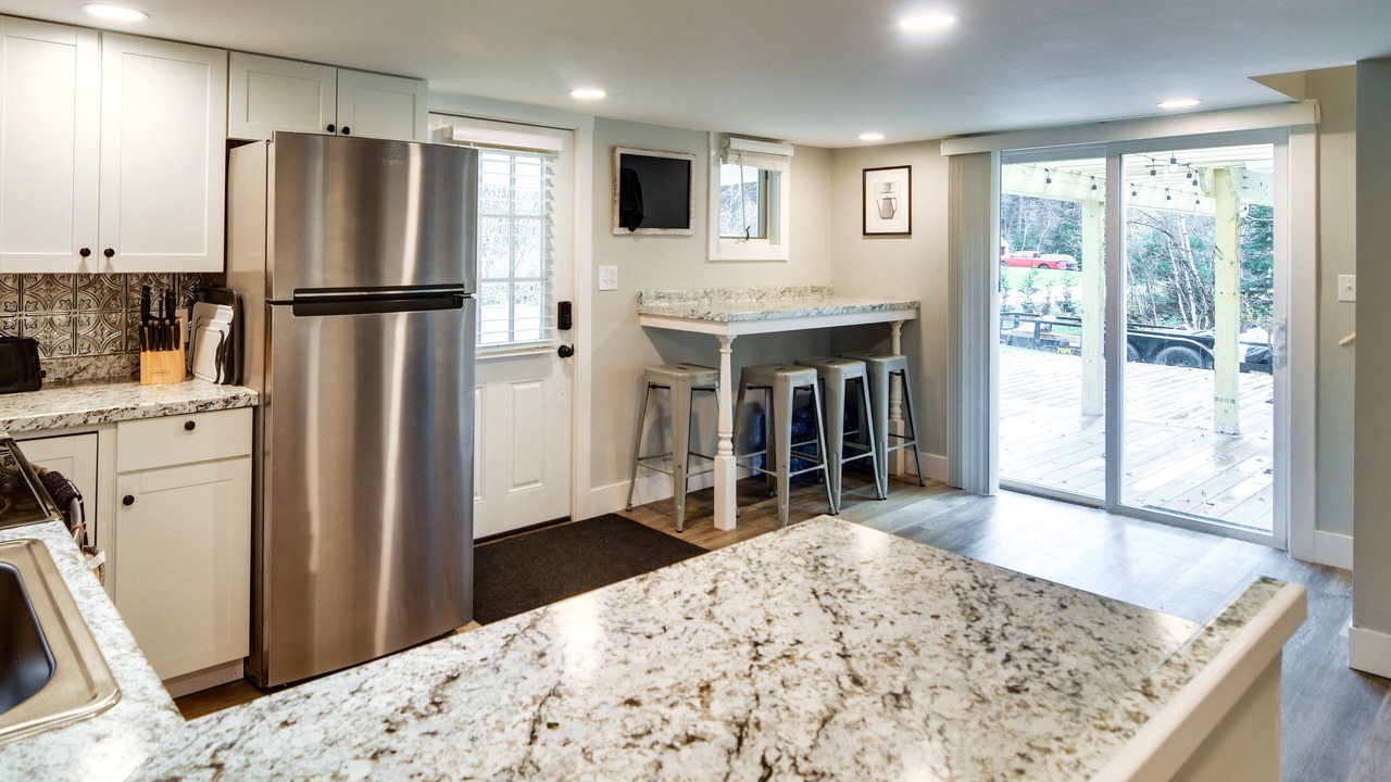 Photo of Others in Stark