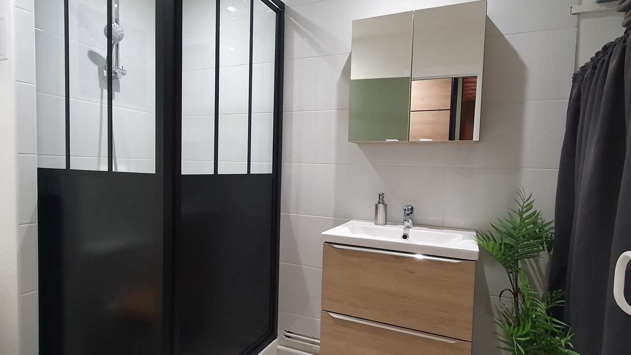 Photo of Bathroom in Tulle