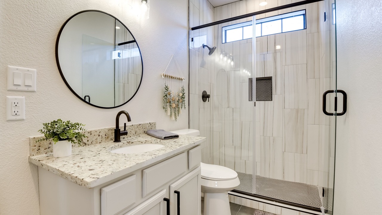 Photo of Bathroom in Graford