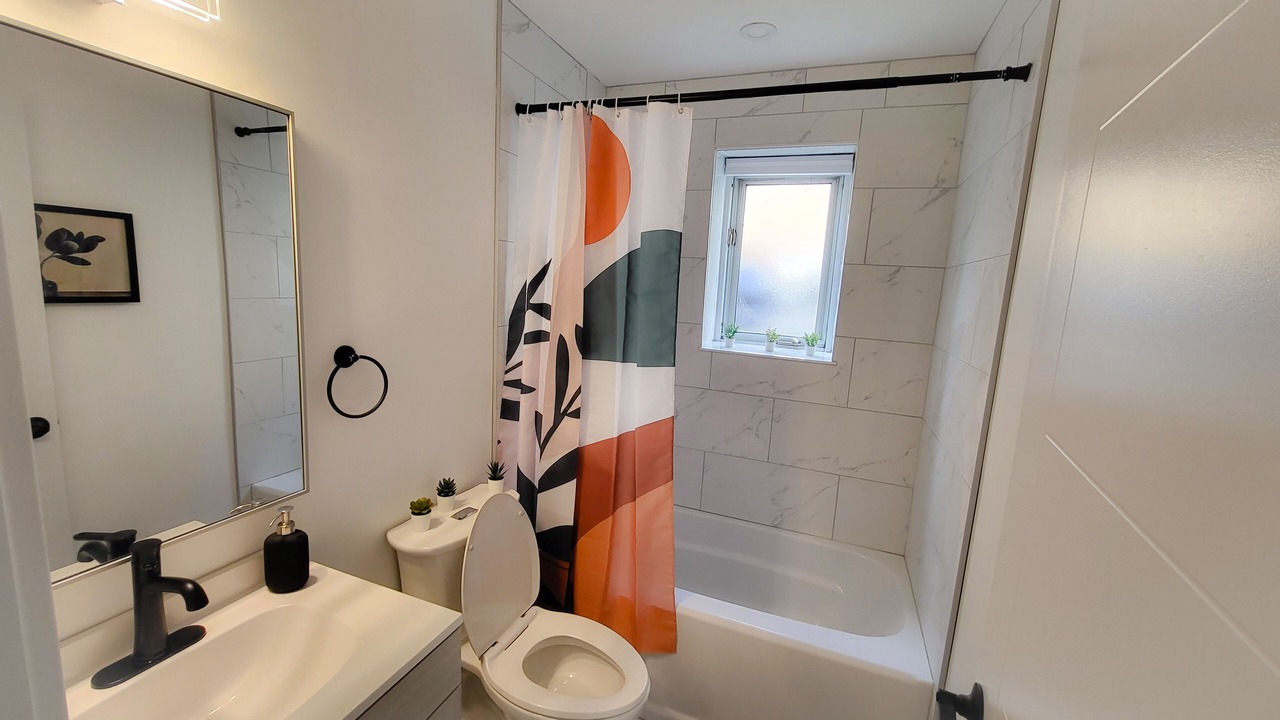 Photo of Bathroom in Vanier