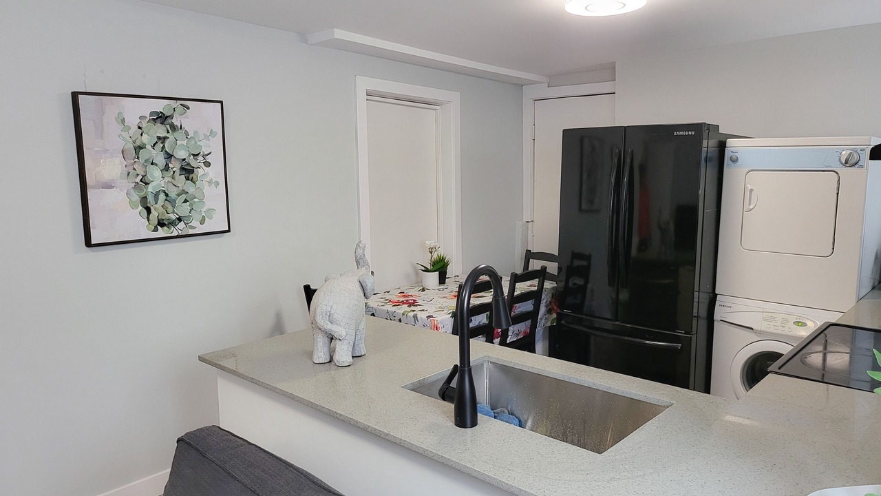 Photo of Kitchen in Vanier