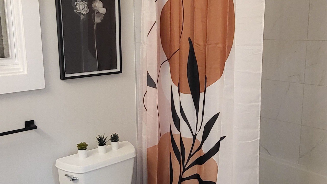 Photo of Bathroom in Vanier