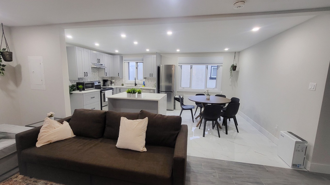 Photo of Livingroom in Vanier