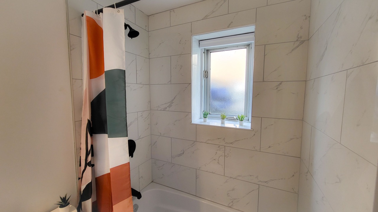 Photo of Bathroom in Vanier