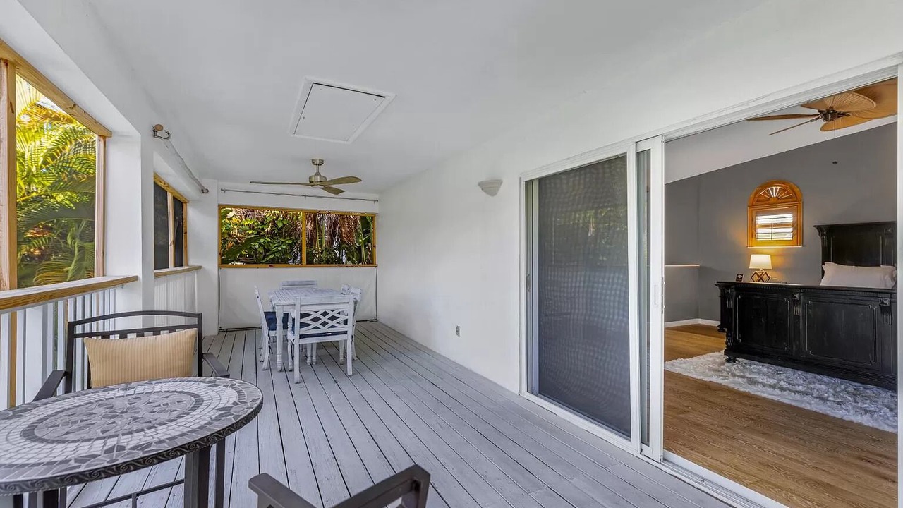 Photo of Patio Balcony in Hendricks and Venice Isles