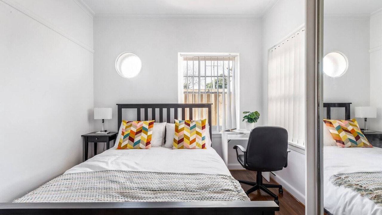 Photo of Others in Elwood