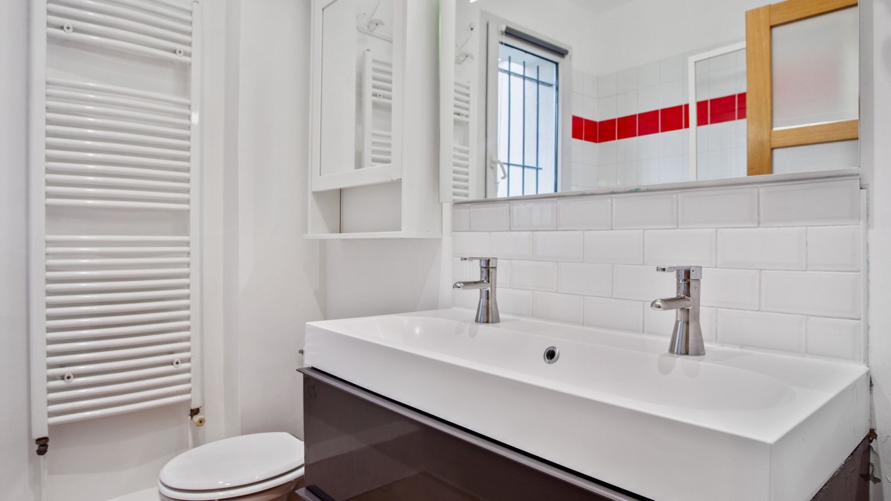 Photo of Bathroom in Silly-Gallieni