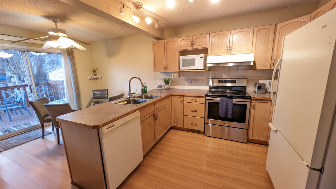Photo of Kitchen in Southeast Calgary