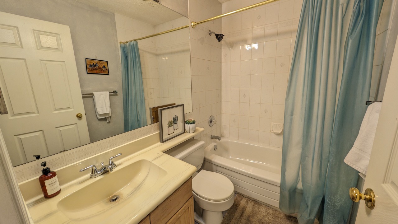 Photo of Bathroom in Southeast Calgary