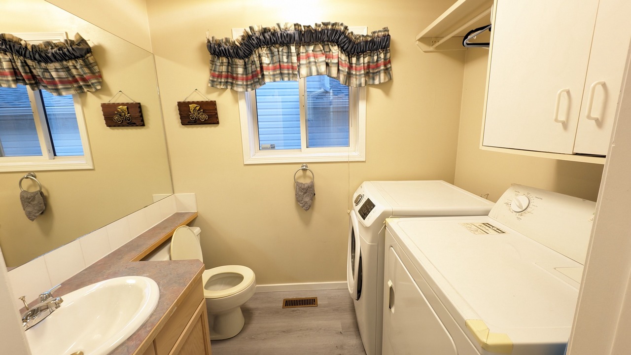 Photo of Bathroom in Southeast Calgary