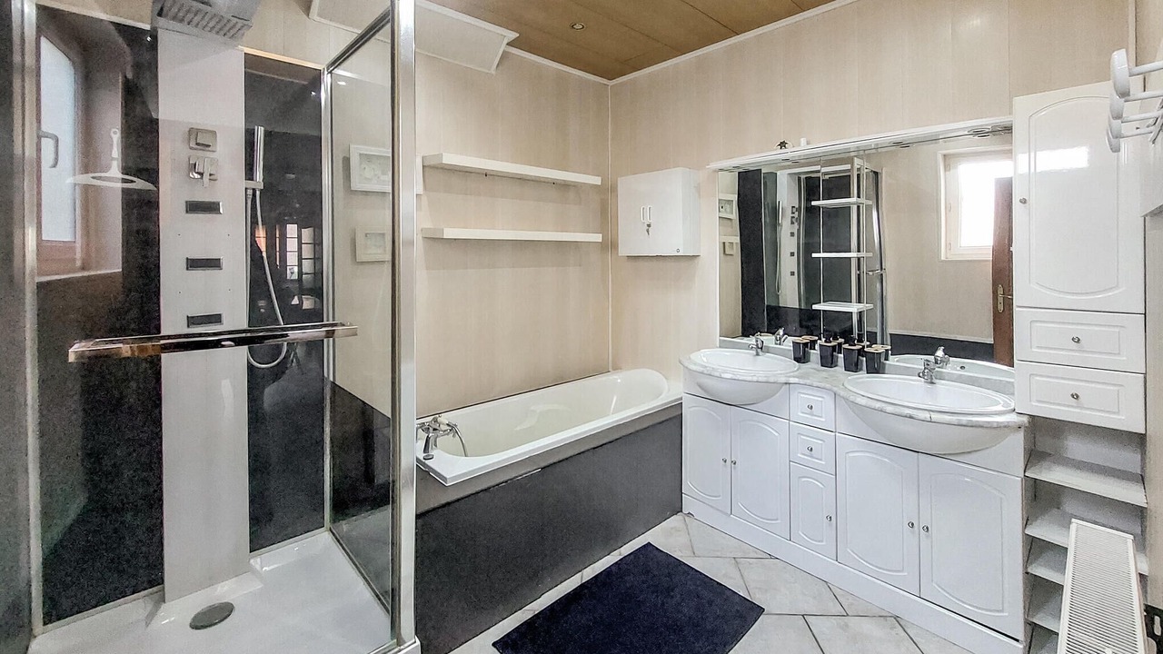Photo of Bathroom in Grand-Fort-Philippe