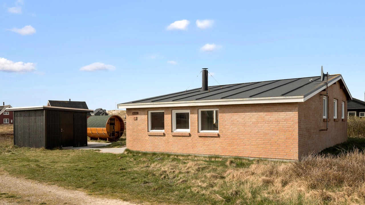 Photo of Others in Vrist Strand