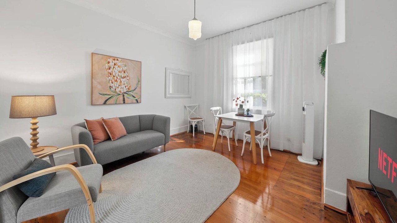 Photo of Others in Ashfield