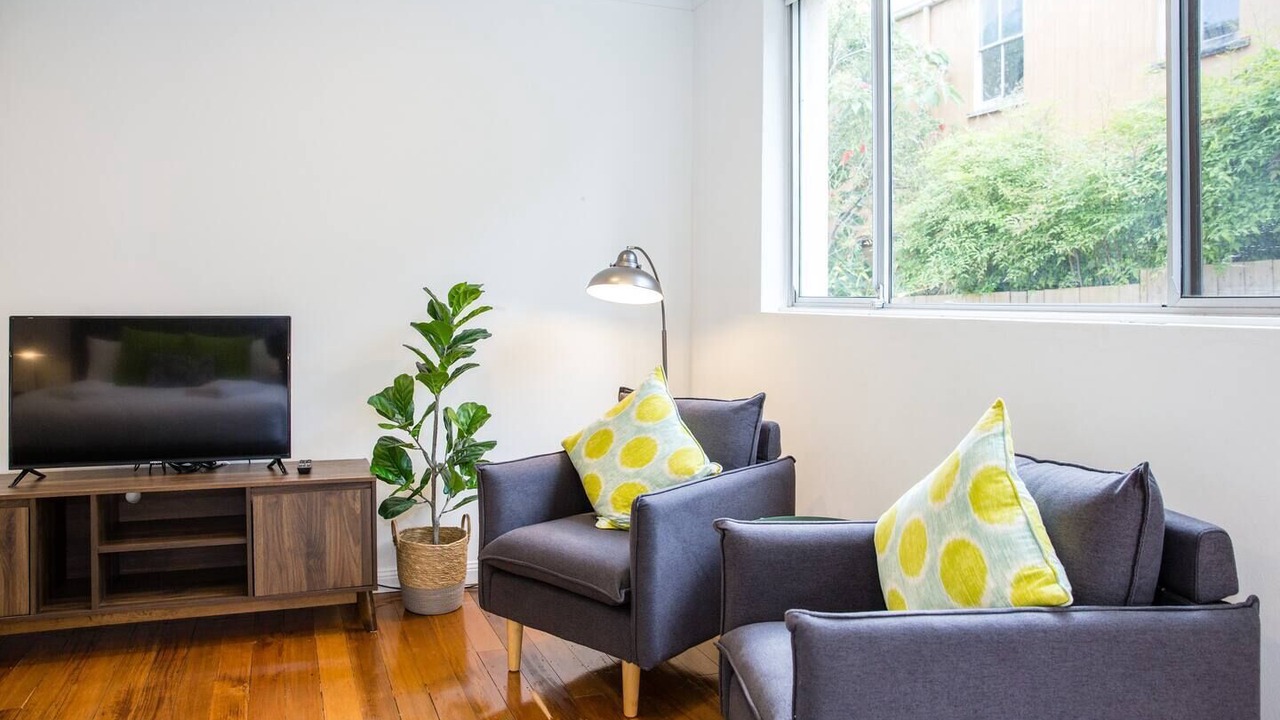 Photo of Livingroom in Ashfield