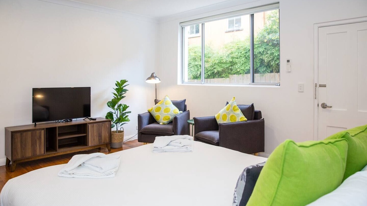 Photo of Others in Ashfield