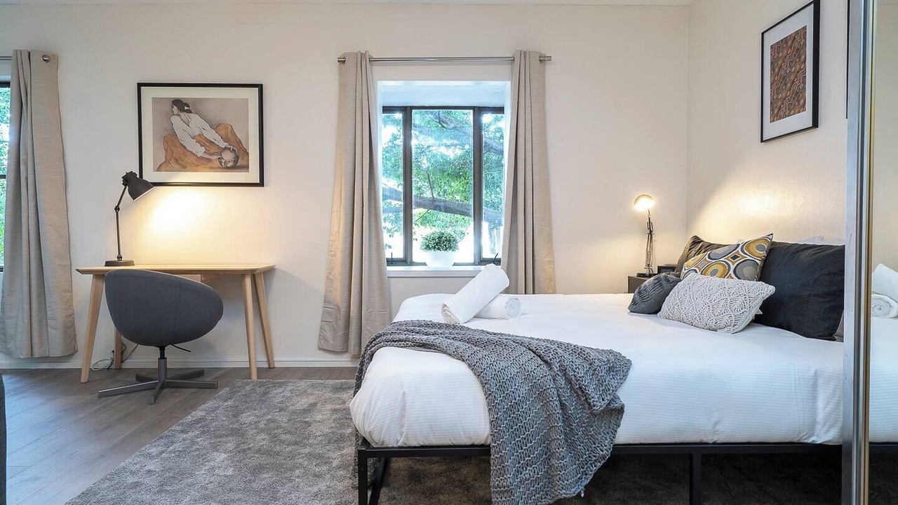 Photo of Others in Chippendale